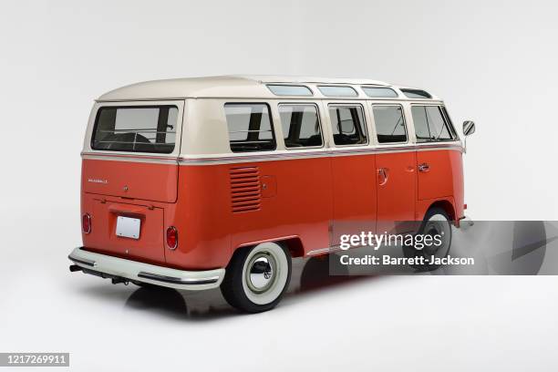 Volkswagen VW Bus.