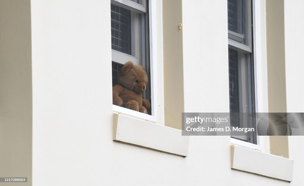 Teddy Bears in windows for worldwide "Teddy Bear" hunt during Coronavirus Covid 19