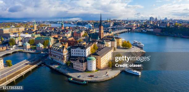 beautiful stockholm old town seen from sea, aerial view - estocolmo imagens e fotografias de stock