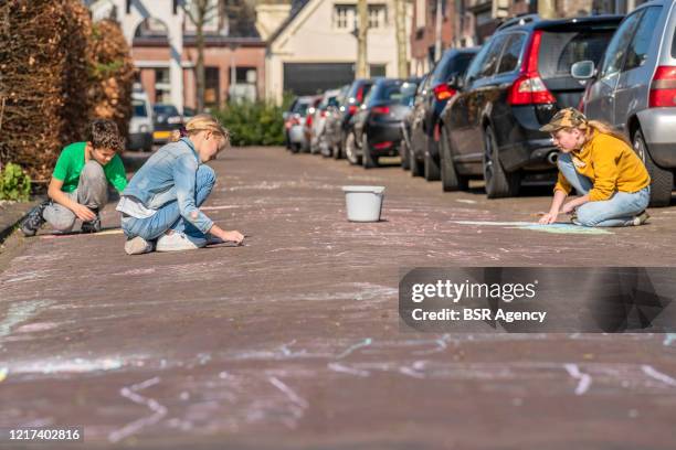 Kid Distance Kids Keeping Distance Photos and Premium High Res Pictures - Getty Images