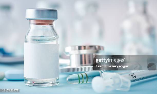 vaccination - medicinflaska bildbanksfoton och bilder