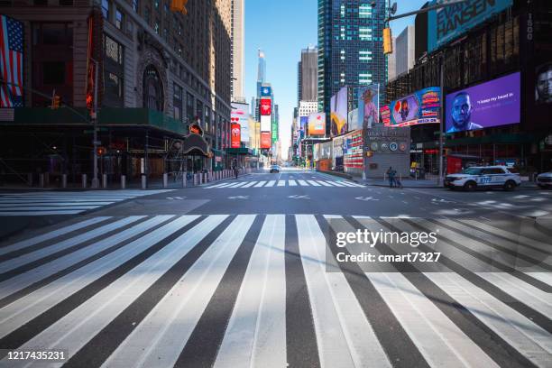 times square during covid-19 - times square store stock pictures, royalty-free photos & images