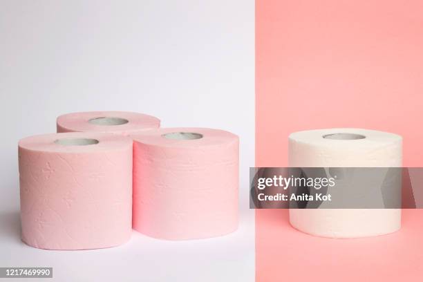 toilet paper - toilet paper stock pictures, royalty-free photos & images