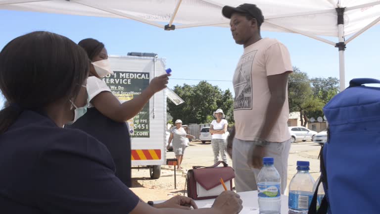 Rustenburg Dr 24 Curbside Doctor Stock Videos, Footage, & 4K Video Clips - Getty Images