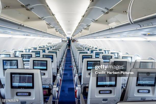 commercial aviation: airbus a320neo, azul, economy class, commercial aircraft, passenger cabin, economy class. - airbus concept cabin stock pictures, royalty-free photos & images