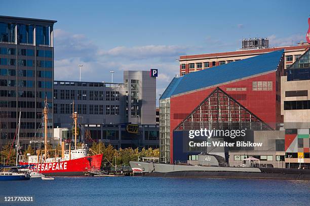 baltimore maritime museum with the lightship chesapeake and submarine uss torsk, baltimore, maryland, usa - uss maryland stock pictures, royalty-free photos & images