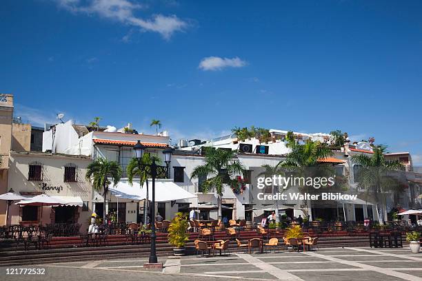 cafes, plaza espana, santo domingo, dominican republic - santo domingo stock pictures, royalty-free photos & images