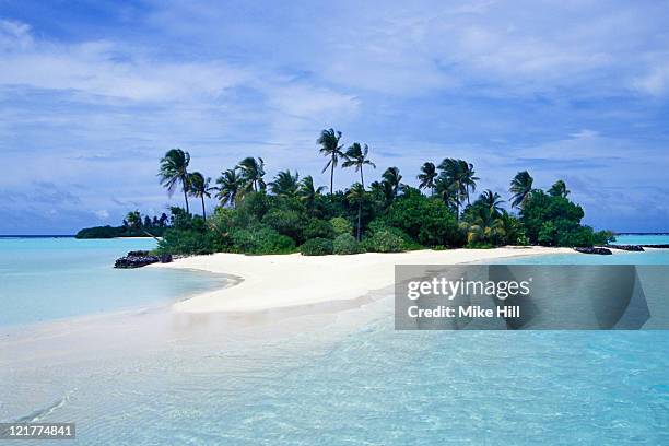 small palm covered tropical island, seychelles - island stock pictures, royalty-free photos & images