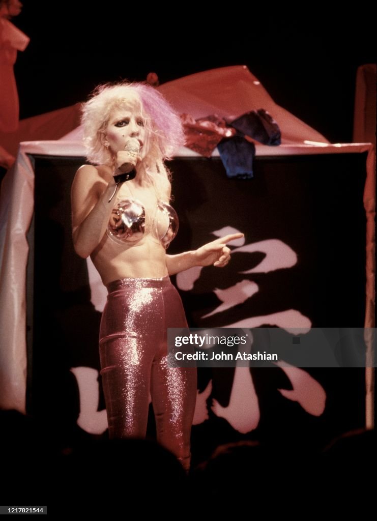 Dale Bozzio Performing In Concert With Missing Persons