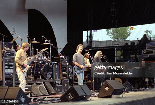 Phil Lesh, Bob Weir, Jerry Garcia, Vince Welnick, and Bruce Hornsby of the Grateful Dead perform at Shoreline Amphitheatre on May 12, 1991 in...