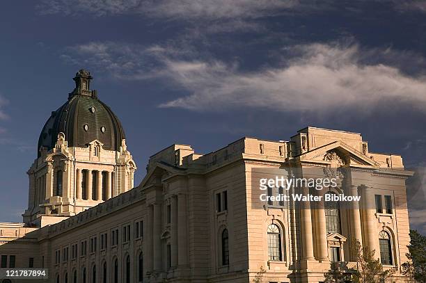 provincial legislature bldg, regina, sackatchewan - regina saskatchewan stock pictures, royalty-free photos & images