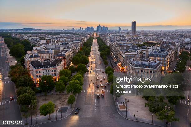 skyline of la defense in paris - paris city of future stock pictures, royalty-free photos & images