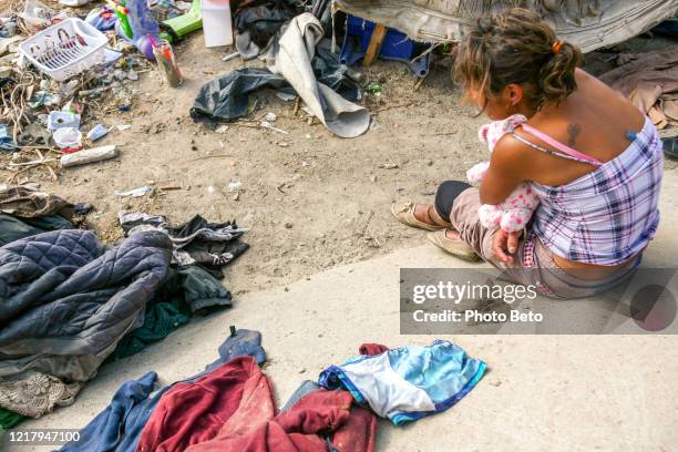Poverty In Mexico 2,170 Poor Mexican Home Stock Photos, High-Res Pictures, and Images ...