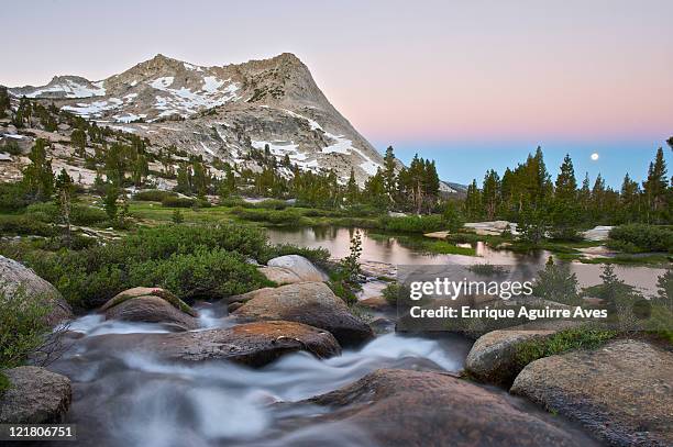 17 Vogelsang Peak Stock Photos High Res Pictures And Images Getty 17-vogelsang-peak-stock-photos-high-res-pictures-and-images-getty