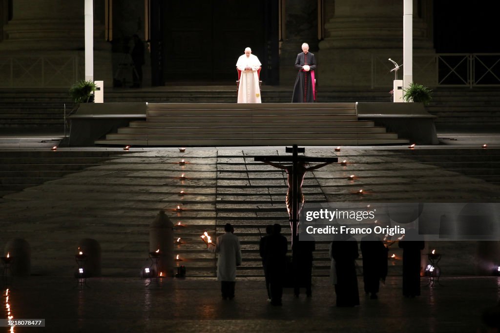 Pope Leads The Stations Of The Cross