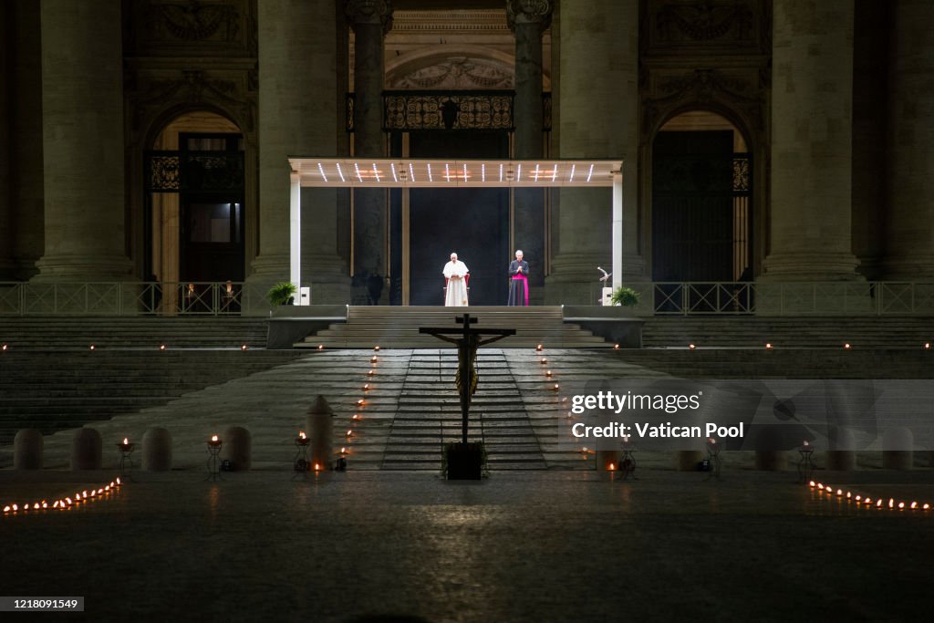 Pope Leads The Stations Of The Cross