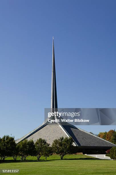 north christian church (b.1964) - eero saarinen stock pictures, royalty-free photos & images