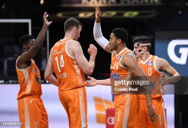 Ishmail Wainright of Rasta Vechta celebrates with teammates during the EasyCredit Basketball Bundesliga match between Rasta Vechta and MHP Riesen...