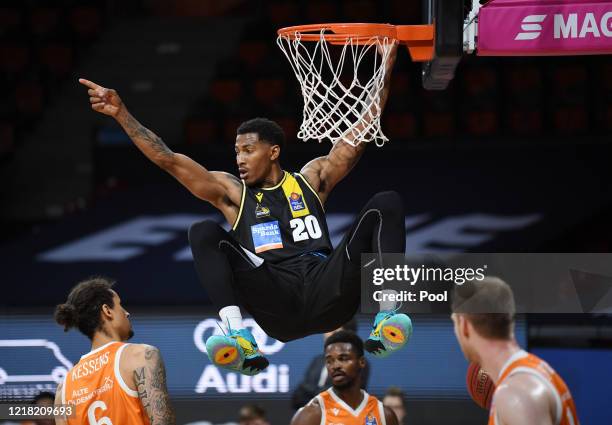 Thomas Wimbush II of MHP Riesen Ludwigsburg celebrates during the EasyCredit Basketball Bundesliga match between Rasta Vechta and MHP Riesen...