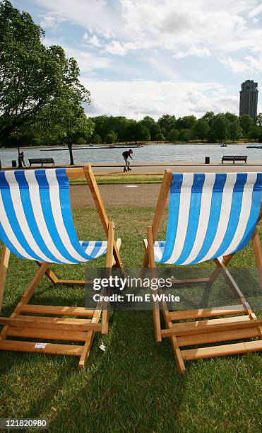 rollerskater hyde park, london, uk - hyde park london stock pictures, royalty-free photos & images