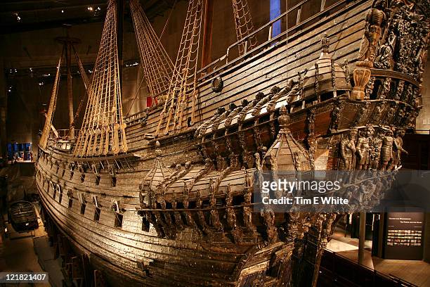 wooden ship, vasa museum, stockholm, sweden - vasa ship stock pictures, royalty-free photos & images