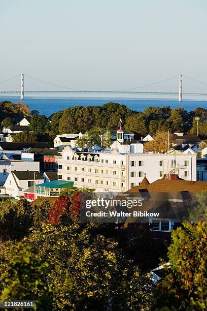 harborfront view, mackinac island, straits of mackinac  - mackinac island stock-fotos und bilder