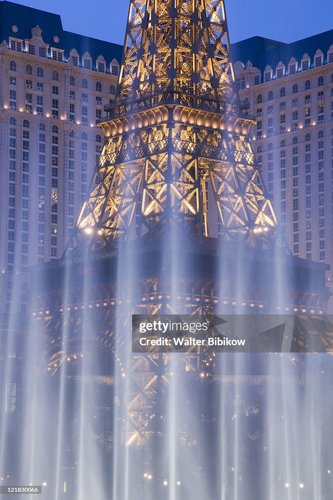 Paris-Las Vegas hotel and Casino through the Bellagio dancing fountains, The Strip, Las Vegas, Nevada, USA