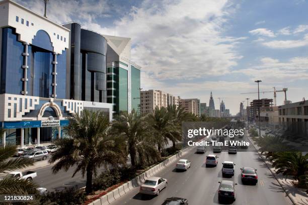 modern architecture, riyadh, saudi arabia - riyad photos et images de collection