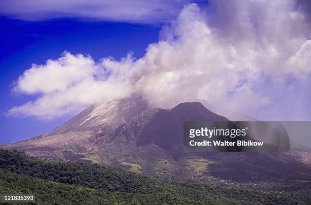 active volcano, soufriere hills in montserrat - montserrat antilles photos et images de collection