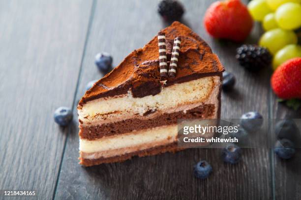 tiramisu cake - chocolate biscuit cake stock pictures, royalty-free photos & images