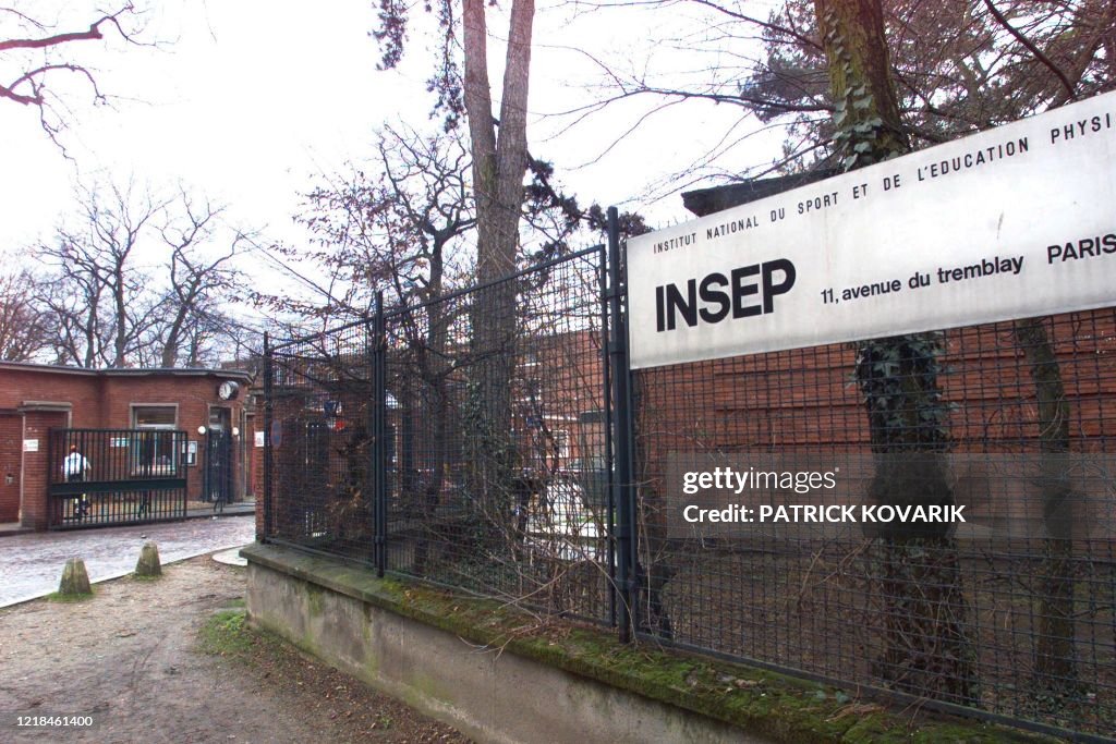 Photo Insep photo de l'entrée de l'Institut National du Sport et de l'Education ...
