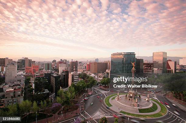 monumento a la independencia, mexico city - mexico city stock pictures, royalty-free photos & images