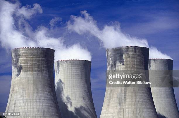 nuclear power station, temelin, south bohemia - nuclear power station stock-fotos und bilder