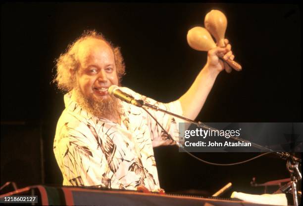 Lead Singer Radiators 623 The Radiators Photos & High Res Pictures - Getty Images