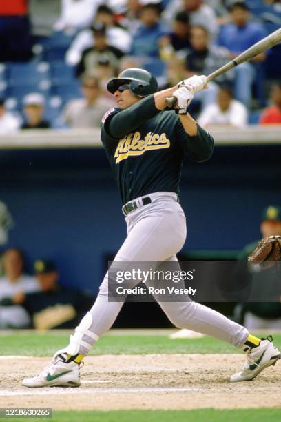 117 1988 Jose Canseco Photos & High Res Pictures - Getty Images