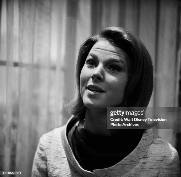Mariette Rook Mariette Hartley Photos Photos and Premium High Res Pictures - Getty Images