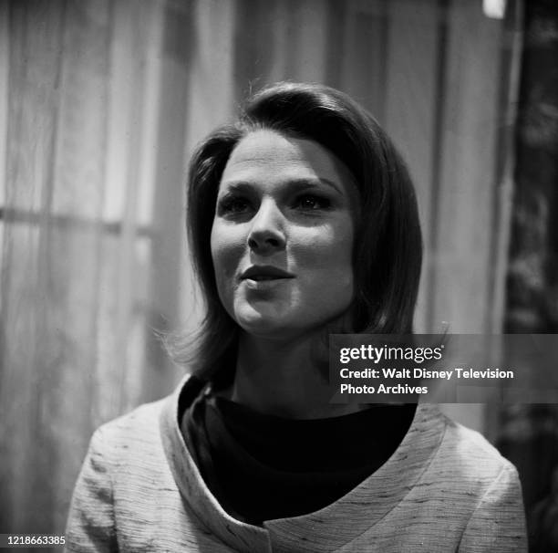 Mariette Rook Mariette Hartley Photos Photos and Premium High Res Pictures - Getty Images