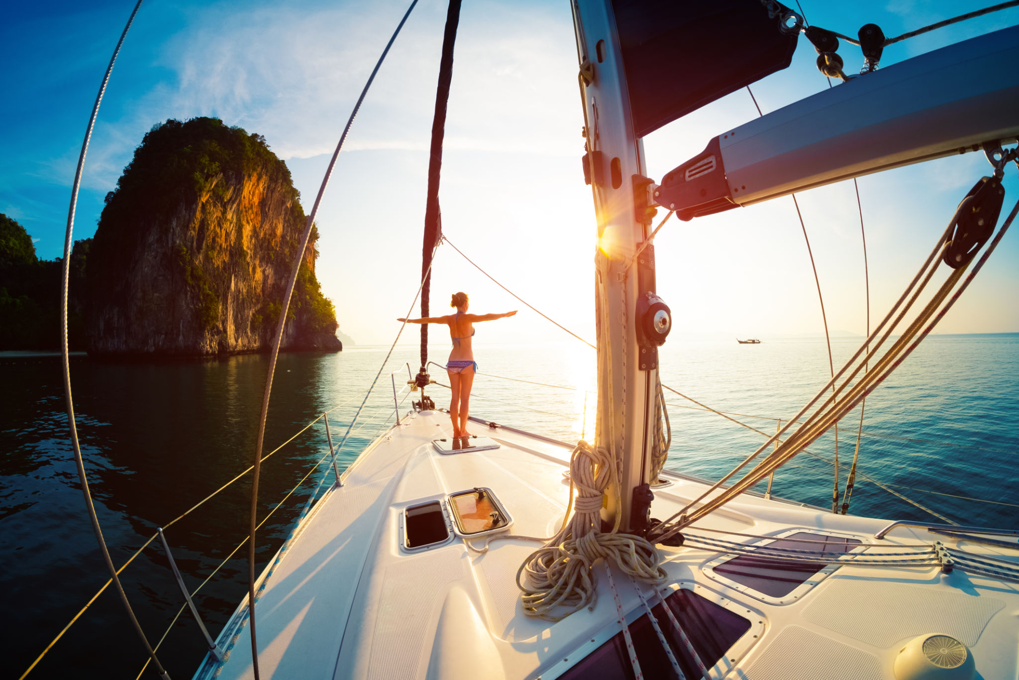 yoga sailing