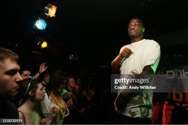 735 Bizzle Photos & High Res Pictures - Getty Images