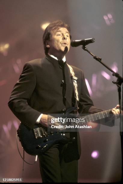 45 John Mcnally (Musician) Stock Photos, HighRes Pictures, and Images