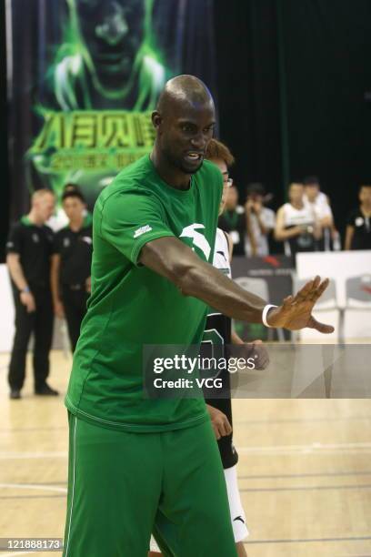 Kevin Garnett of the Boston Celtics training Chinese basketball fans at the Beijing Institute of Technology on August 22, 2011 in Beijing, China.