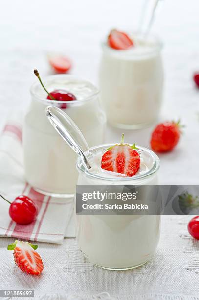 homemade yogurt with fresh berries - yogurt ストックフォトと画像