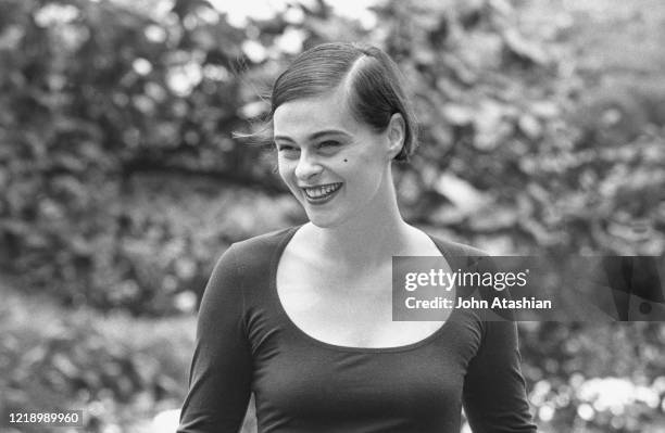 Singer & songwriter Lisa Stansfield is shown posing for media photographers during a press conference held at the Rio Palace Hotel during Rock In Rio...