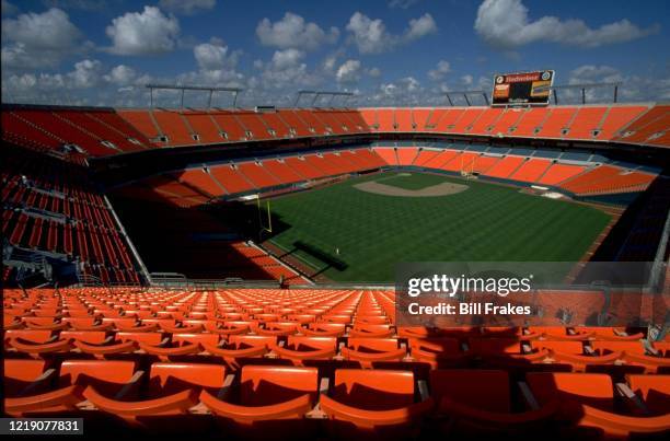 Aerial overall of Joe Robbie Stadium with empty stands during strike. Last game of season was August 11th. Miami, FL 8/30/1994CREDIT: Bill Frakes