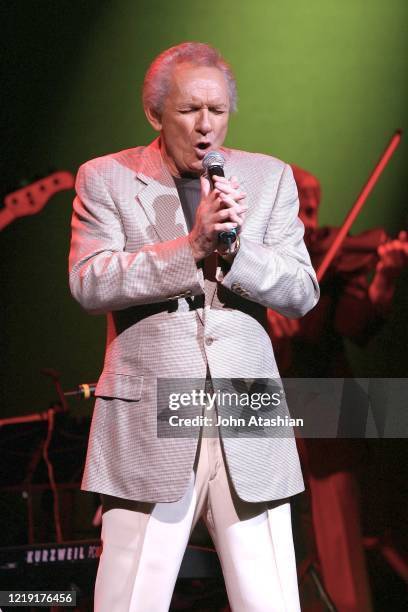 Singer Mel Tillis is shown performing on stage during a "live" concert appearance on January 27, 2003.