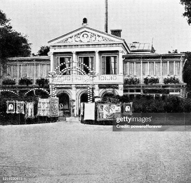 alcazar d'été café chantant (pavilion gabriel) in paris, france - 19th century - été stock illustrations