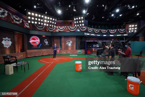 Baseball Studio Mlb Network Studio Photos and Premium High Res Pictures - Getty Images
