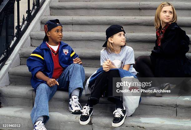 Pilot - "Putting Two n' Two Together" - Airdate: September 25, 1998. ORLANDO BROWN;MARY-KATE OLSEN;ASHLEY OLSEN