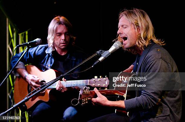 Jon Foreman and Drew Shirley of Switchfoot perform at the Radio 104.5 Performance Theater on August 23, 2011 in Bala Cynwyd, Pennsylvania.