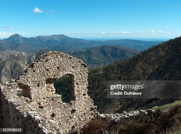 ruine de rocca sparvièra - ruine stock pictures, royalty-free photos & images